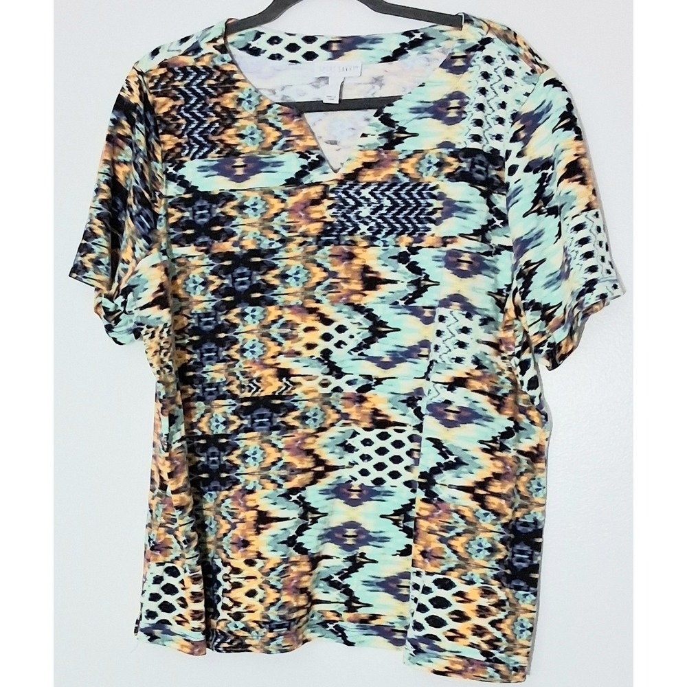 Sport Savvy Tee XL Printed Jersey Knit Short Sleeve V-Splitneck Western Aztec